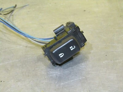 2005-2009 Pontiac Montana Uplander OEM door lock switch 05 06 07 08 09 - Image 1 of 3
