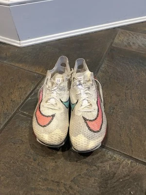 Nike Air Zoom Victory Men’s Running Spikes White/Pink, Size 7 CD4385-100 - Image 1 of 4