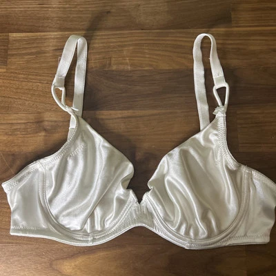 Sutiã vintage Warners segunda pele carícia cetim brilhante 34B Marilyn Monroe - Imagem 1 de 4