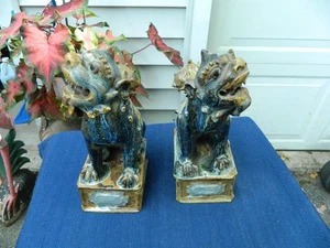 Antique Vintage Chinese Foo Dogs Pair On Plinths - Picture 1 of 19