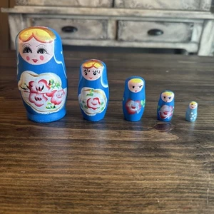 Juego de 5 muñecas de anidación polacas pintadas a mano - Imagen 1 de 9