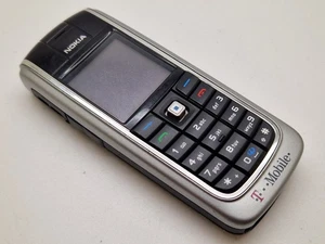 (T-Mobile/EE/Virgin) Retro Nokia 6021 Black Mobile Phone 3UKPOST - Picture 1 of 4