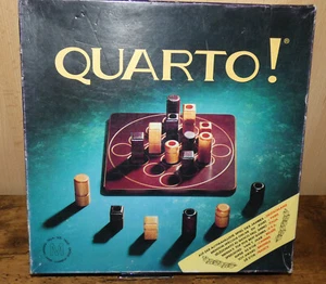 Quarto - Gigamic - 4 gewinnt verschärft - Holzspiel - Bild 1 von 4
