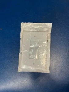 Leviton Decora/GFCI Device Decora Wallplate, Standard Size - Assorted Gangs - Picture 1 of 6