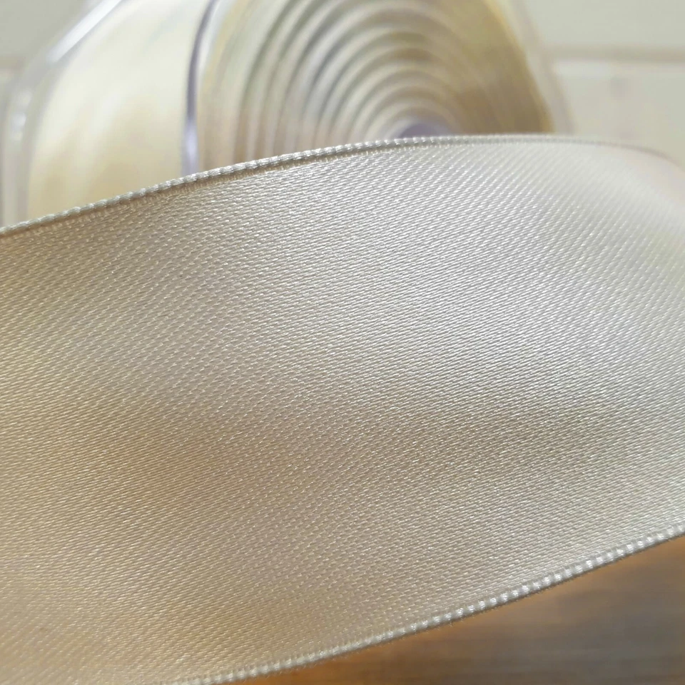 Beautiful Wired Edge Double Sided Satin Ribbon Ivory 25mm-50mm Off White Per 1M