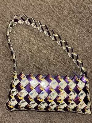 handmade coin purse with zipper - Image 1 of 4