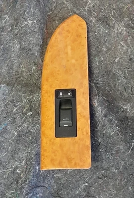 07 - 09 CHRYSLER ASPEN LIMITED FRONT PASSENGER RIGHT SIDE POWER WINDOW SWITCH Foto 1 de 3
