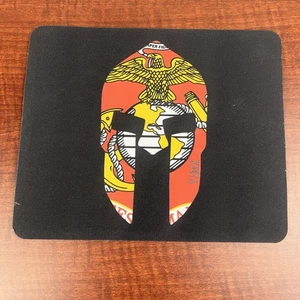 US MARINE CORPS SPARTAN HELMET  ON PATTERN USMC Flag Pattern MOUSE PAD - Afbeelding 1 van 5