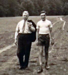 1932 Male Classic-dynamic couple, the younger very smart in green Gay Int Photo