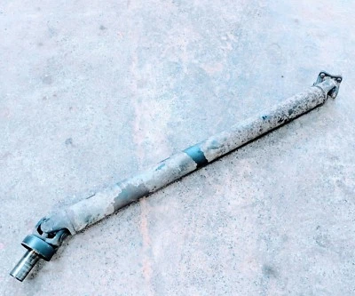 MITSUBISHI SHOGUN SPORT 2.5 TD REAR PROPSHAFT DRIVESHAFT - Image 1 of 3