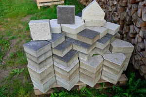 Godelmann Plastersteine Bischofsmützen, ca. 7qm - Bild 1 von 2