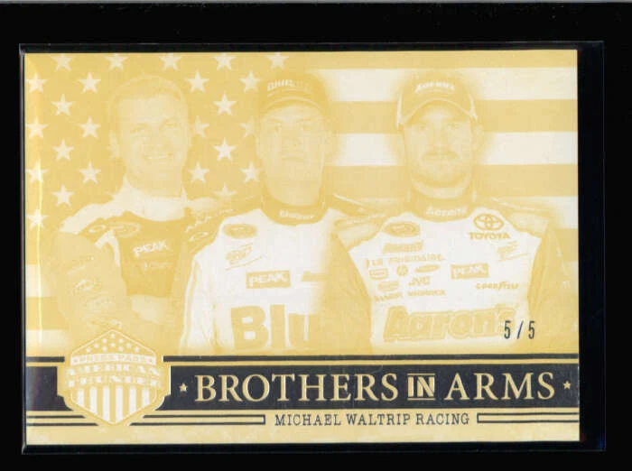 MICHAEL WALTRIP RACING 2014 PRESS PASS #52 BROTHERS IN ARMS YELLOW #5/5 AZ2709 - Image 1 of 1