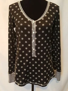 Victorias Secret Henley pajama Sz M Black White Snowflake Front Buttons Top (G - Picture 1 of 10