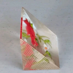 Carved Lucite Vintage Bircraft  Cardinal Bird Paperweight ~ Thermometer Model - Picture 1 of 10