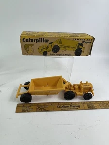 Vintage 1960' S Revell Toys plastic CATRPILLAR ROAD SCRAPER 12" w/ Box - Picture 1 of 20