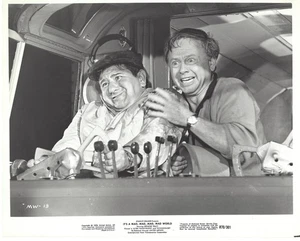"It's a Mad Mad World" 1963 Buddy Hackett Mickey Rooney Airplane Cockpit - Picture 1 of 2