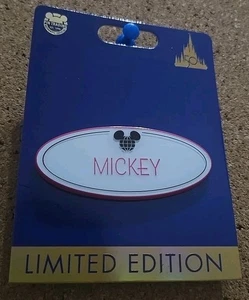 50th Anniversary Completer Le 600 - Mickey Namensschild WDW Cast Exclusive Badge Pin - Bild 1 von 1