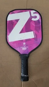 Paleta Pickleball Onix Graphite Z5 - MOD púrpura - dañada - Imagen 1 de 3