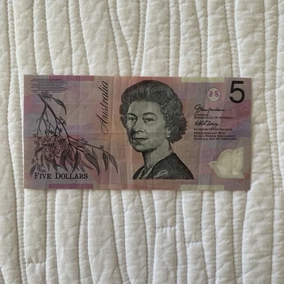 Australia 5 Dollars P-57 2003 Queen Elizabeth II England POLYMER Currency Money - Image 1 of 4