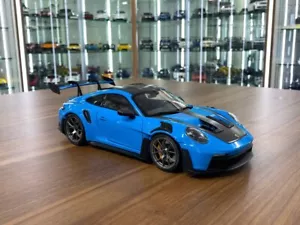 1:18 Diecast - Minichamps Porsche 911 (992) GT3 RS 2024 Weissach pacchetto in... - Foto 1 di 9