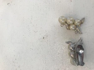 Vintage 50er Ohrringe Clip Rücken ovale Form Blatt silber/goldfarben/Perlen - Bild 1 von 2