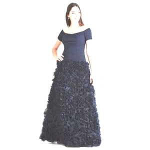 NWT $808 Tadashi Shoji evening formal pageant rosette prom BALL gown dress 4 - Picture 1 of 2