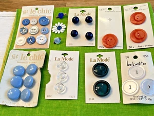 8 tarjetas botones de colección azul Le Chic, negro La Mode, azul marino y cristal, blanco LaPetite - Imagen 1 de 11