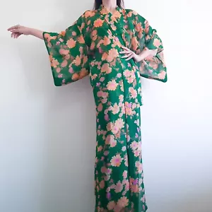 Vintage sheer floral kimono Japanese Floral kimono robe - Picture 1 of 14