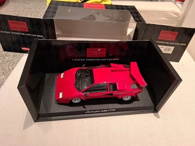 Kyosho LAMBORGHINI Countach LP500S N. 8322R red 1:18 - Immagine 1 di 4