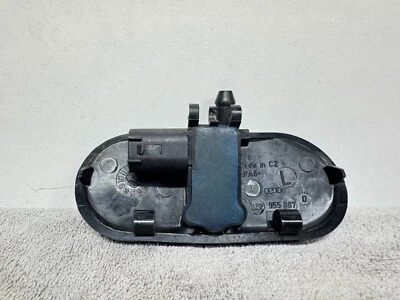 奥迪 A4 S4 B6 B7 挡风玻璃喷雾 Jet Nossle 左原始设备制造商 8E0955987D — 第 1/4 张图片