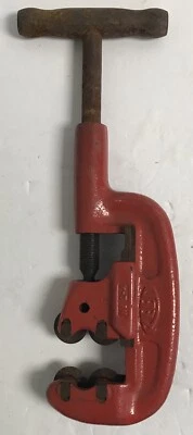 Reed No. 2-4 USA Iron Steel Pipe Cutter, Cuts 1/2-2" Reed MFG Co. USA - Image 1 of 4