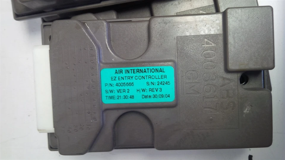 2004 2005 Pontiac GTO Power Seat Access Control Module 4005666 - Image 1 of 1