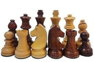 Wooden Complete Set of 32 Chess Pieces Chess Coins Lightweight For 4 years And - Image 1 of 4