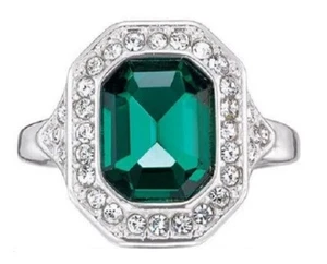 Emerald Green Simulated Silvertone Avon Ring with CZ Accents Size 6 NIB Gorgeous - Picture 1 of 1