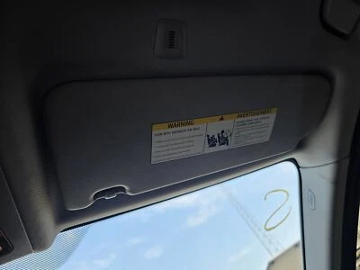 Parasol derecho usado se adapta a: BMW 528I 2014 tela iluminada grado derecho A Foto 1 de 4