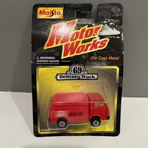 MAISTO-MOTOR WORKS-DELIVERY TRUCK-SODA CO.LIMITED EDITION #69 SEALED ON CARD - Bild 1 von 4