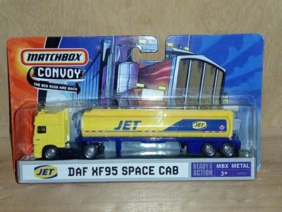 Matchbox Convoys / Daf XF95 Space Cab & Tanker Trailer - Yellow & Blue - Jet - Image 1 of 4
