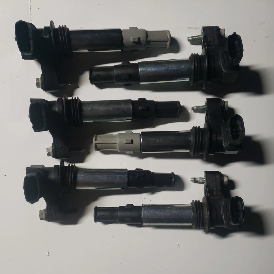 2007-09 Cadillac STS CTS Ignition Coils 12613057 Pre Owned 4 OEM 2x AM 6pcs - Image 1 of 4