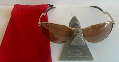 Nuevas gafas de sol Oakley Warden Square O doradas pulidas con VR28 dorado iridio 05-942 Foto 1 de 4