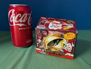 Kinder Sorpresa Japonés 2003 El Señor de los Anillos Juego de 2 Gimli y Legolas Completo - Imagen 1 de 4