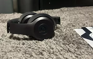 Beats by Dre Solo 3 Wireless Bluetooth Kopfhörer schwarz MX432LL/A SCHNELLER VERSAND - Bild 1 von 5
