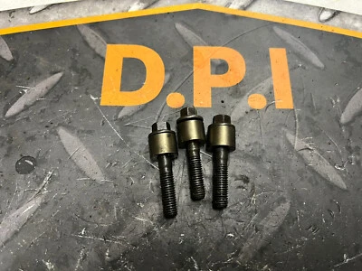 6.0L rocker pedestal bolts - Image 1 of 2