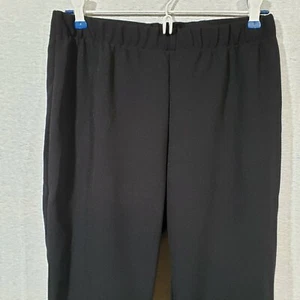 Women Chef Capri Medium Black Knit PullOn Fame Fabrics Elastic Waist 30"W x 22"I - Picture 1 of 7
