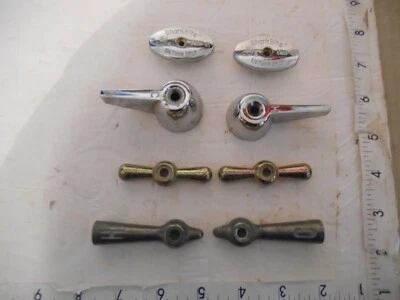 Lote De Colección De 8 Manijas De Apagado Aluminio Frío Y Caliente Foto 1 de 2