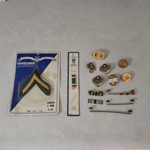 Lot of 14 US Military Medals Ribbon Pins Bars Patches Army Service Medal - Picture 1 of 13