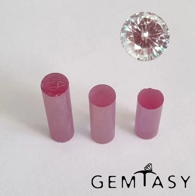 Rough stone for faceting - Alexandrite Czochralski (Pulled) lab grown 7mm 10ct - Image 1 of 4