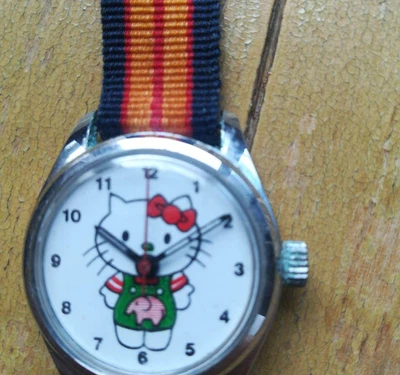 Montre Hello Kitty Vintage Mécanique Très Rare Rétro Années 70 Du Japon Junk - Photo 1/3