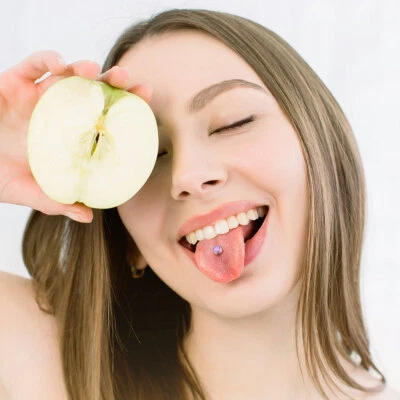 Piercing Lingua In Acciaio - Barbell - Diversi Colori - Epoxy Scintillante - Immagine 1 di 4