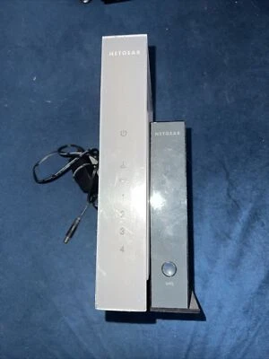 NETGEAR WNR834B RangeMax Next Wireless N Router & WN2000RPT V2 BUNDLE - Image 1 of 4