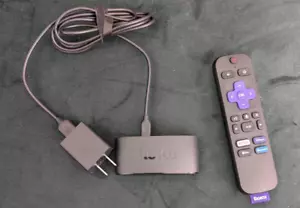 Used Roku Express 4K+ 3941 HDR Media Streamer - Picture 1 of 1